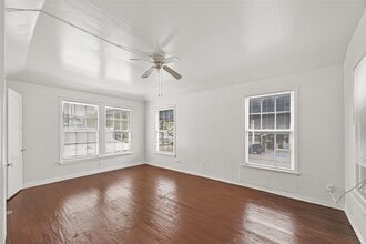 Building Photo - 4212 Woodhead St
