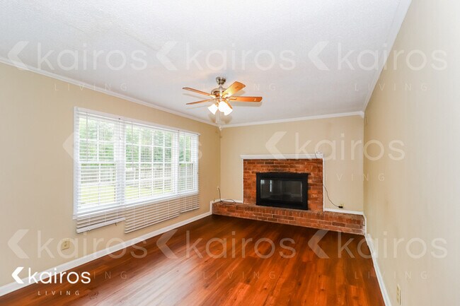 Foto del edificio - 5824 Tam Oshanter Ave