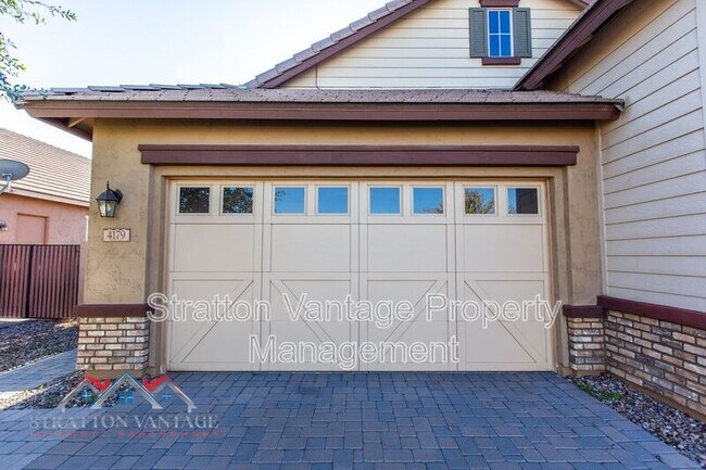 Building Photo - 4179 E Cynthia St