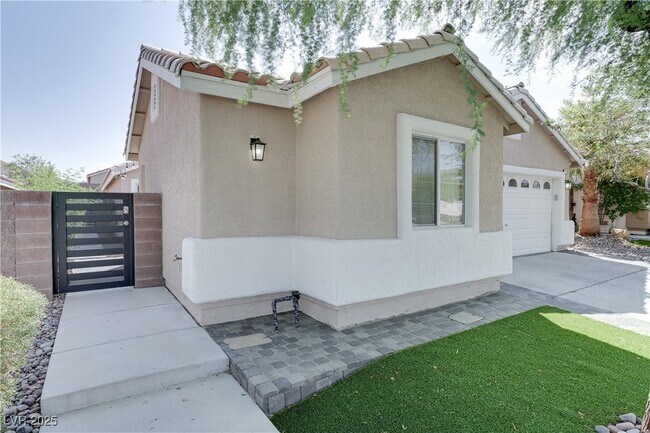 Foto del edificio - 1088 Snow Roof Ave