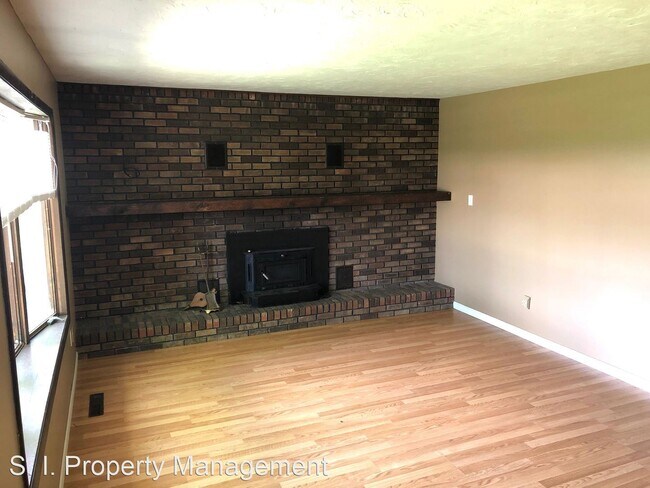 Building Photo - 1 br, 1 bath House - 109 N. Oak