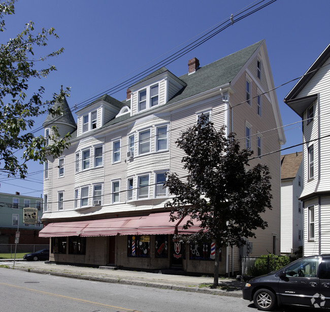 Building Photo - 259-265 Rivet St