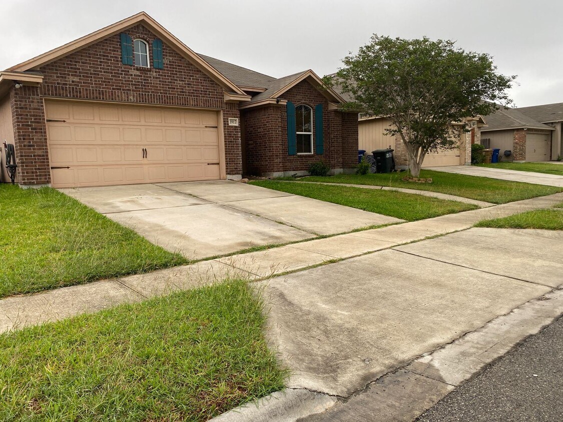 Foto del edificio - 3917 Los Arroyos - 3/bedroom 2/bathroom $1...
