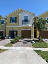 Building Photo - 9125 Tecumseh Dr