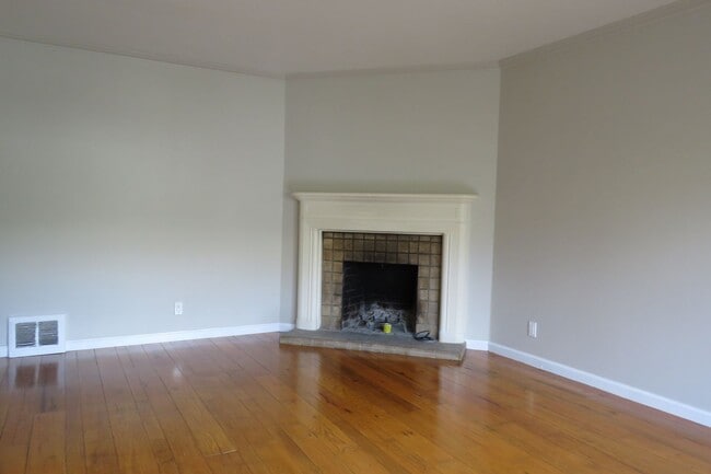 Photo - 489 Monterey Townhome