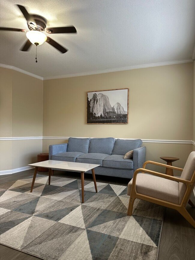 Foto del edificio - Furnished Townhome is Great North Augusta ...