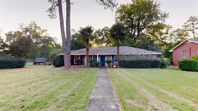 Building Photo - 3401 Prince George Dr
