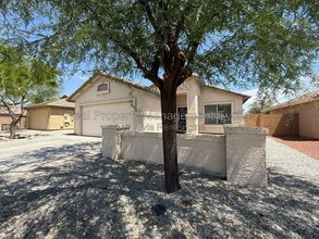 Building Photo - 7105 S 251st Dr