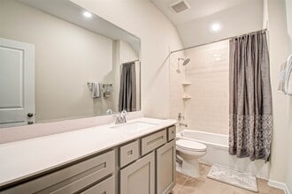 Building Photo - 617 Aspen Falls Ct