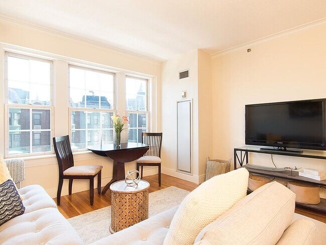 Foto del edificio - 534 Beacon St