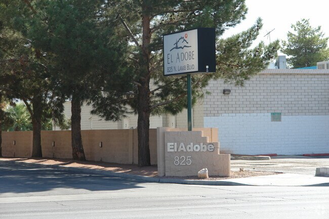 Foto del edificio - 825 N Lamb Blvd