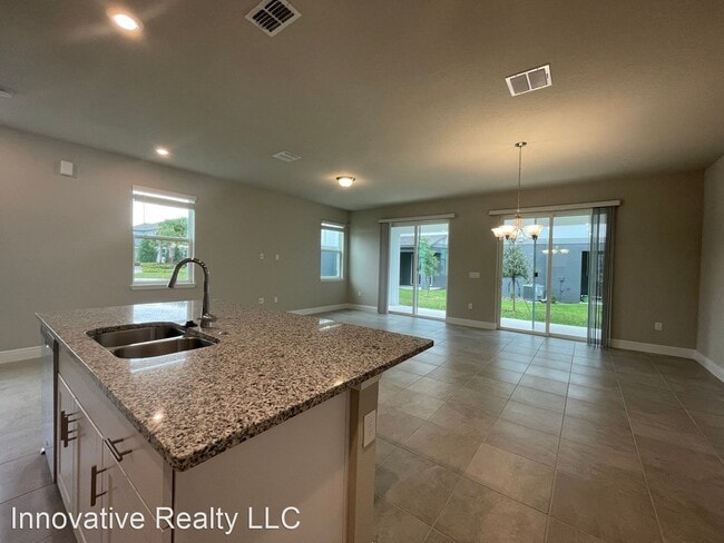 Building Photo - 3 br, 2.5 bath House - 1546 Bantam Way