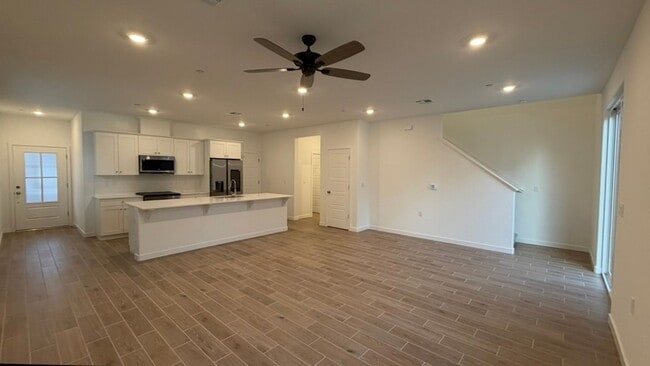 Foto del edificio - $2,650 Plum Tree, Move in Bonus $500 / Clovis Ave. & Shepherd, New 3 Bd House, Clovis, Heritage G...