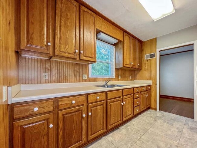 Foto del edificio - 2326 Storm St