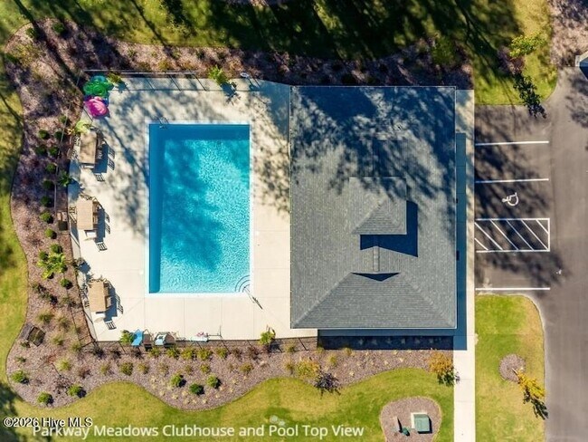 Foto del edificio - 587 Foothills St