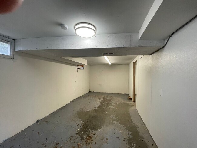 Foto del edificio - Mixed Use Duplex