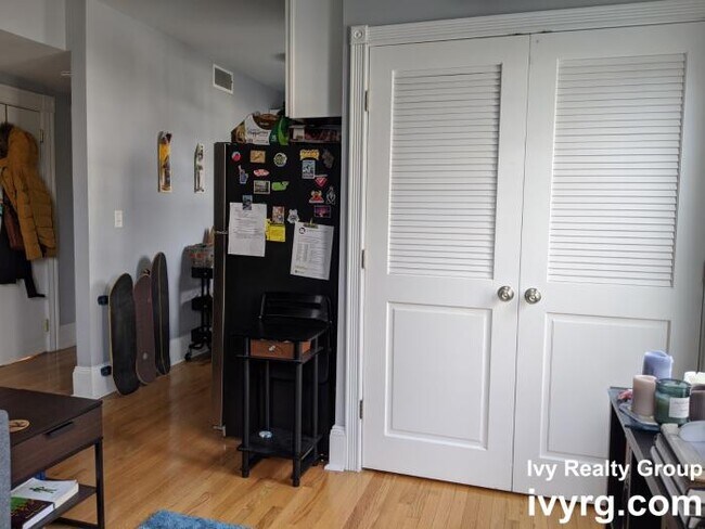 Building Photo - 1 bedroom in Arlington MA 02474