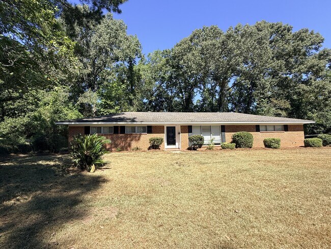 Foto del edificio - 713 Sweeten Creek Rd