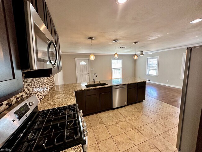 Building Photo - 3 br, 2 bath House - 5320 Stoneleigh Avenue