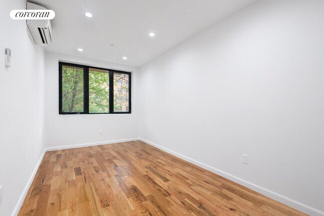 Foto del edificio - 830 Herkimer St