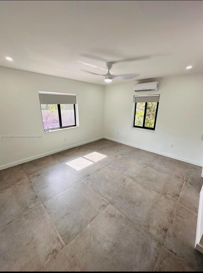 Foto del edificio - 5541 NW Miami Ct
