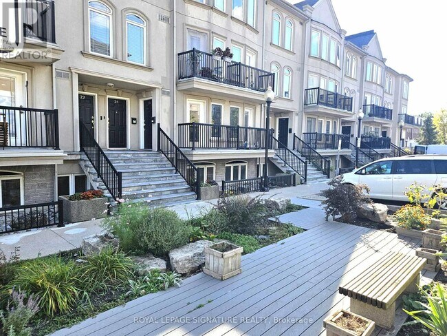Building Photo - 118-118 Finch Ave W