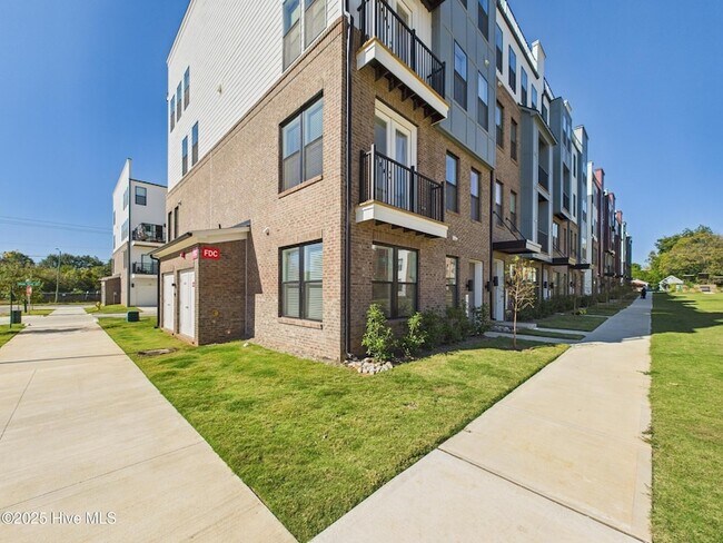 Foto del edificio - 1259 Shaw View Aly