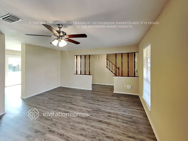 Foto del edificio - 2022 Oak Shores Dr