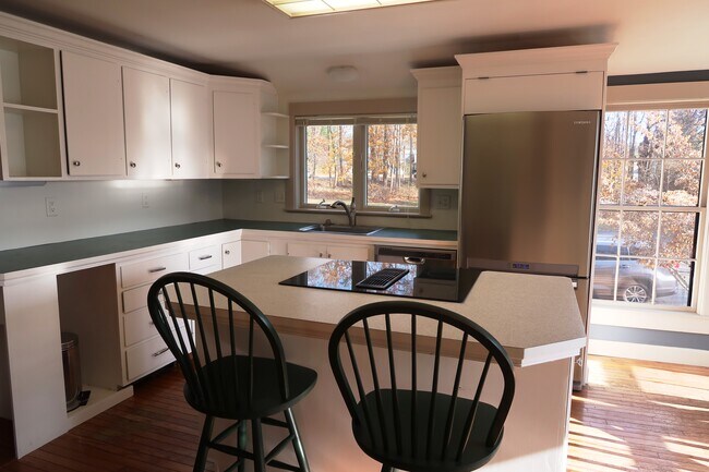 Foto del edificio - 31 Long Sands Rd