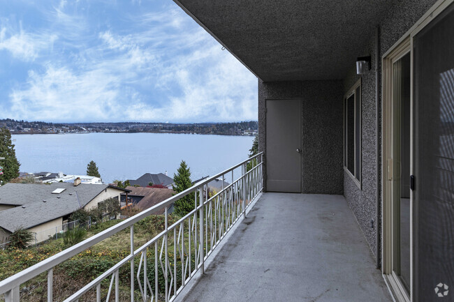 2HAB, 2BA - 1,050ft² - Sheridan Beach Terrace