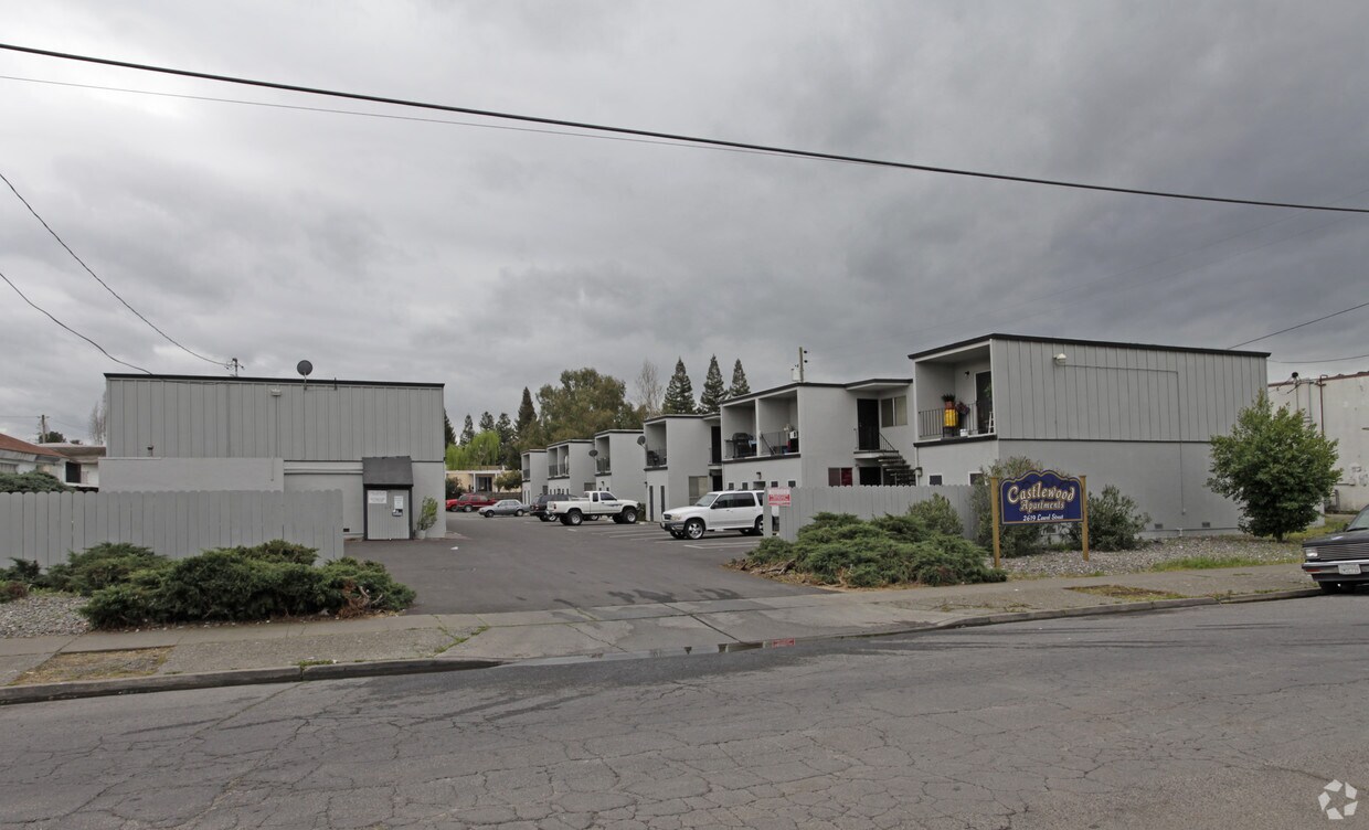 Foto principal - Castlewood Apartments