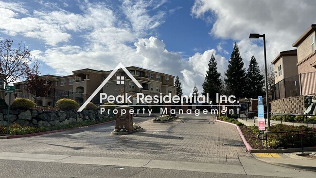 Building Photo - 2 br, 2 bath House - 1000 Moon Circle #1016
