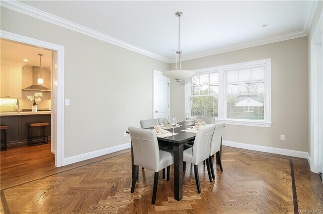 Foto del edificio - 101 Glen Oaks Dr