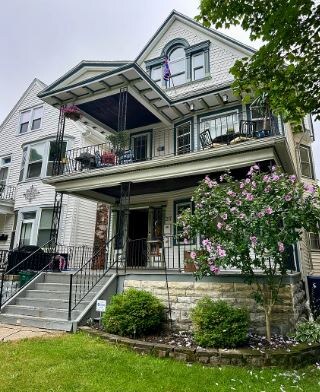 Building Photo - 217 Norwood Ave