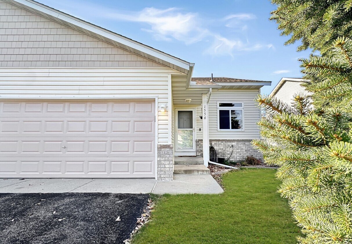 Foto principal - 1556 Chartreux Ave