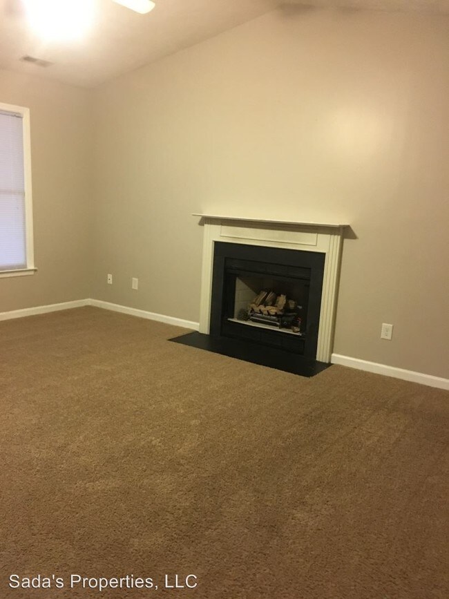 Foto del edificio - 6416 Chartley Dr