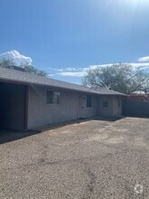 Building Photo - 2882-2886 N Sparkman Blvd