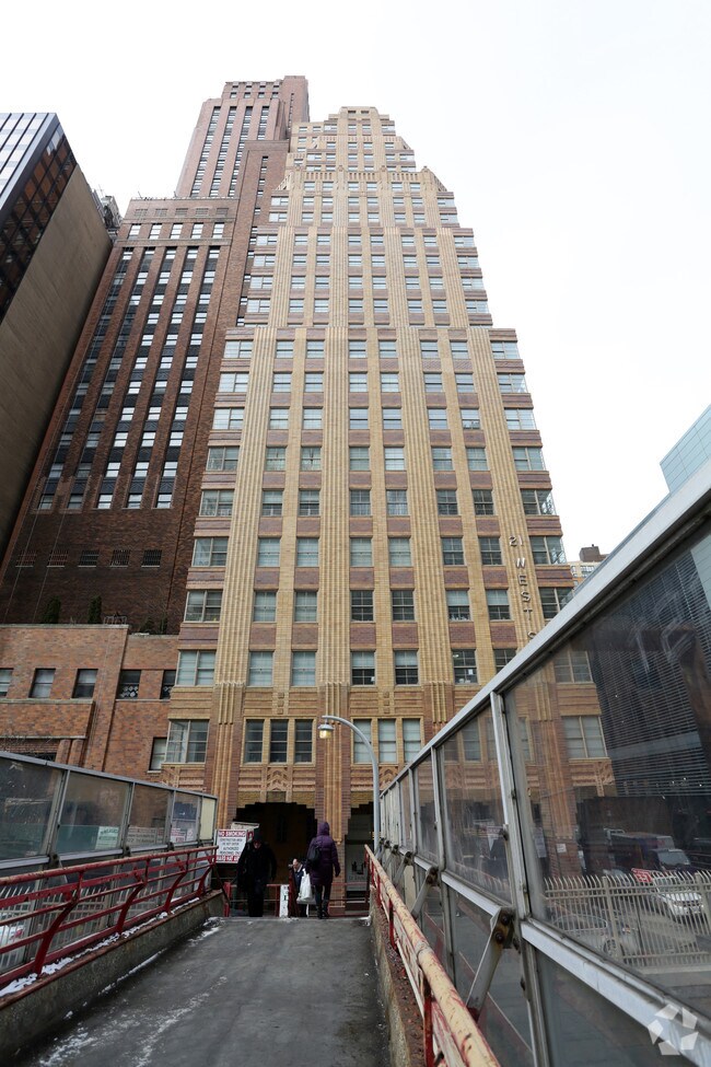 21 West Street Apartments in New York, NY