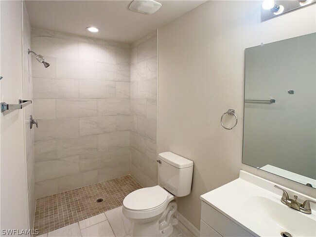 Building Photo - 3611 SW 8th Pl