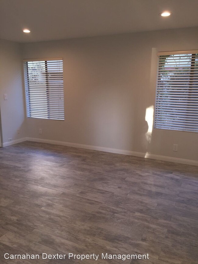 Building Photo - 3 br, 2.5 bath House - 22101 Burbank Blvd. #1