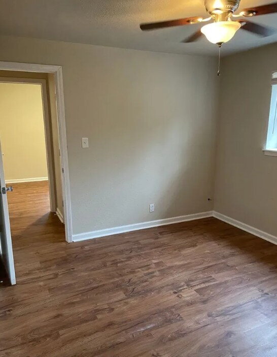 Foto del edificio - "Charming 3-Bedroom Retreat with Fireplace in Prime Jonesboro Location!"