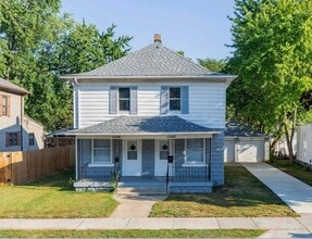 Building Photo - 1548 E 4th St