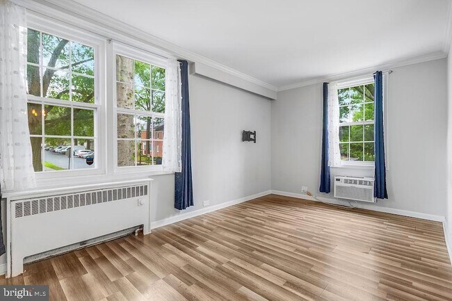 Foto del edificio - 248 N Thomas St