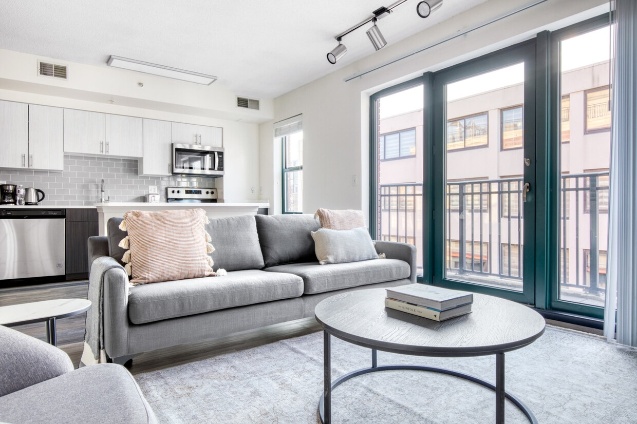 Foto principal - 1301 M St NW