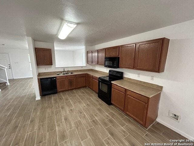 Foto del edificio - 210 Butternut Blvd