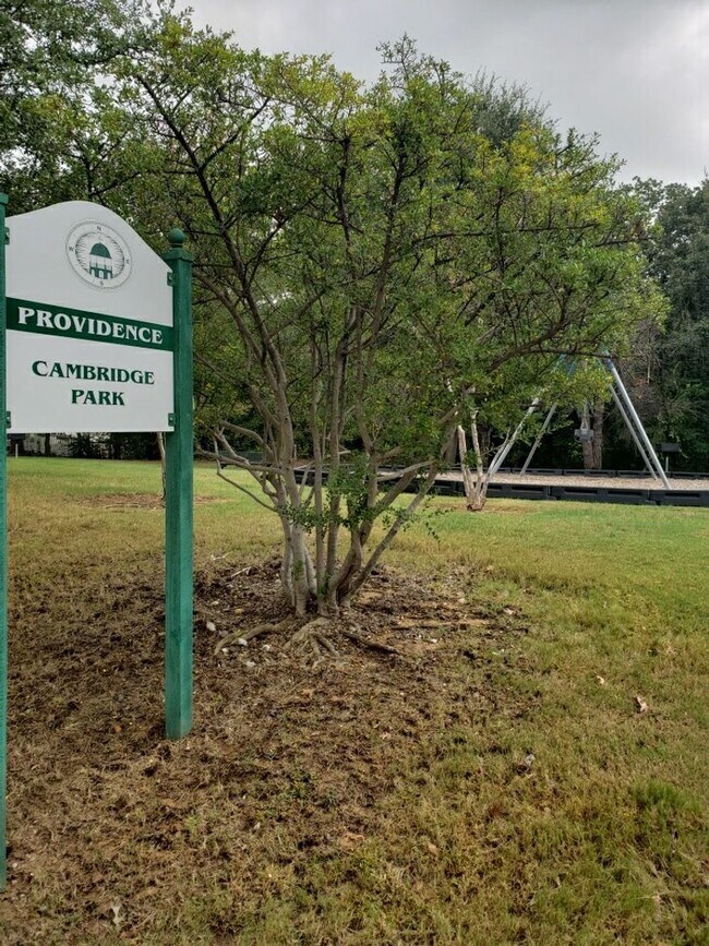 Foto del edificio - Beautiful 3 Bedroom 2 Bath Home Located in...