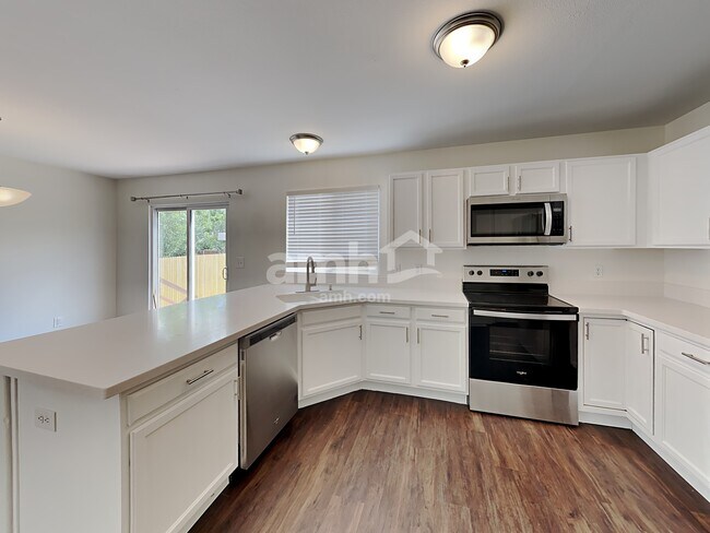 Foto del edificio - 1545 Gumwood Dr