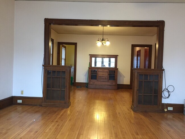 Dining Room - 3648 Elliot Ave