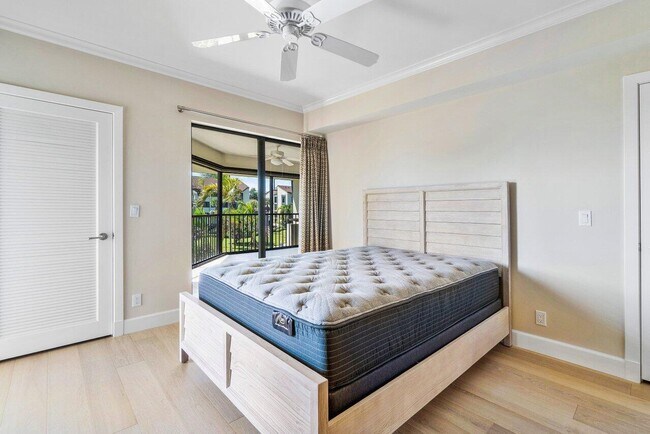 Building Photo - 1125 Marine Way E