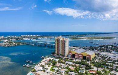 Foto del edificio - 2640 Lake Shore Dr